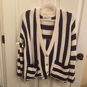 Free People Beach sweater. Size medium. Navy blue and white stripes.